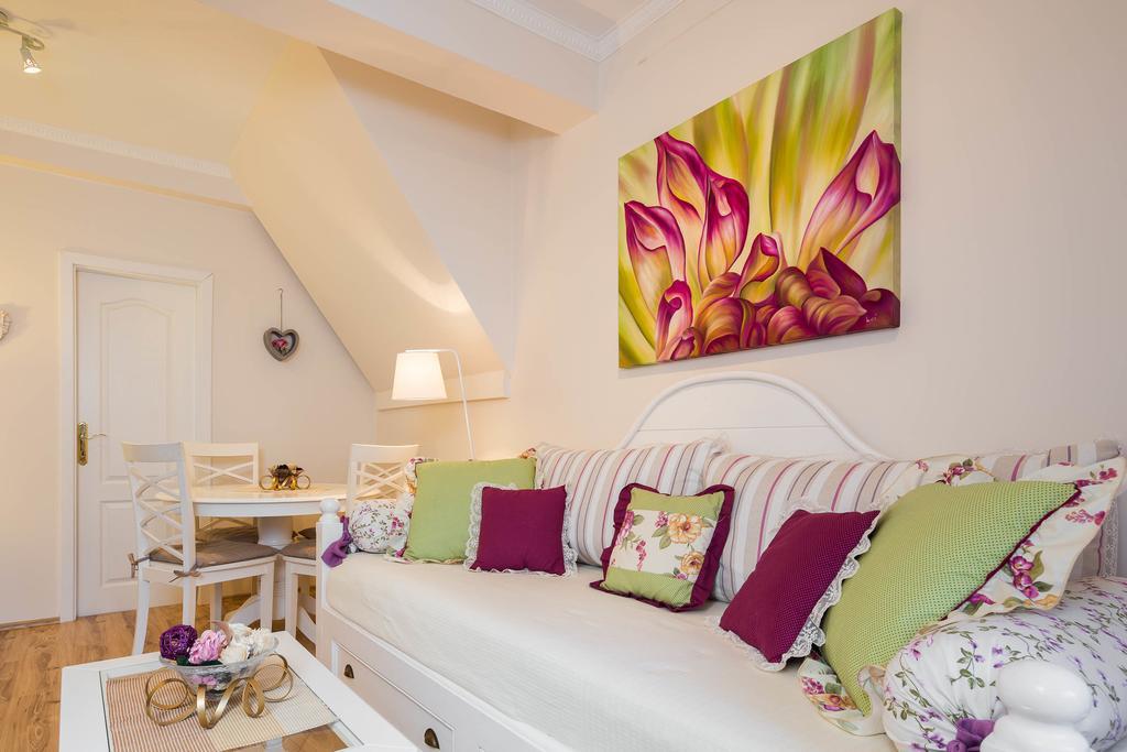 Apartments Suzy สปลิท ภายนอก รูปภาพ