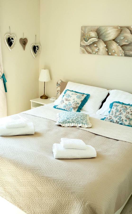 Apartments Suzy สปลิท ภายนอก รูปภาพ